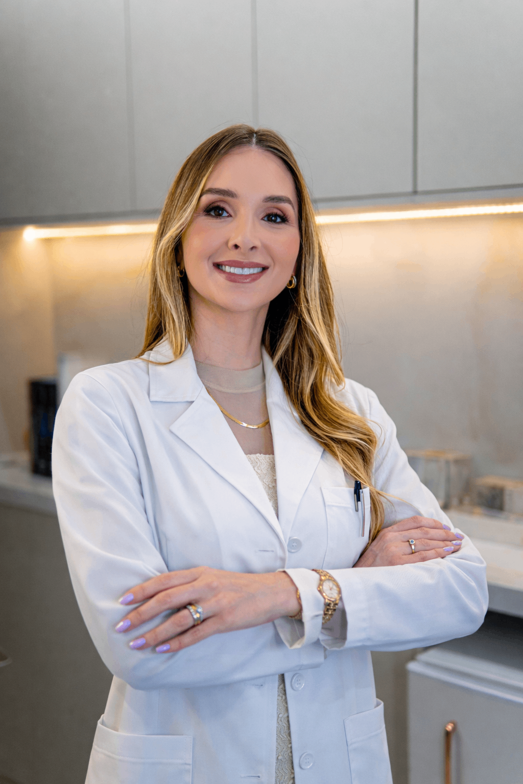 Dra. Amanda Calheiros, especialista em saúde íntima feminina